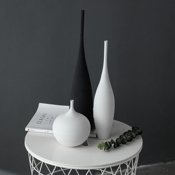 Vase en céramique noir – Image 4